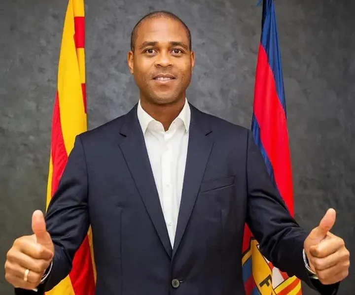Legenda Barcelona, Patrick Kluivert. (AFP/FRANCK FIFE) ©